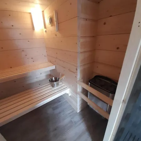 Ferienhuette Zetzhirsch * 바이츠