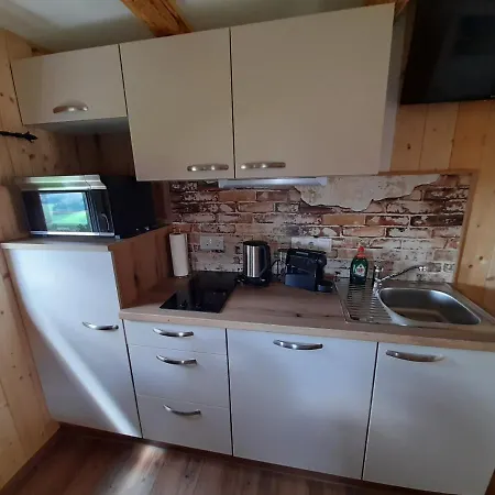 Ferienhuette Zetzhirsch アパート